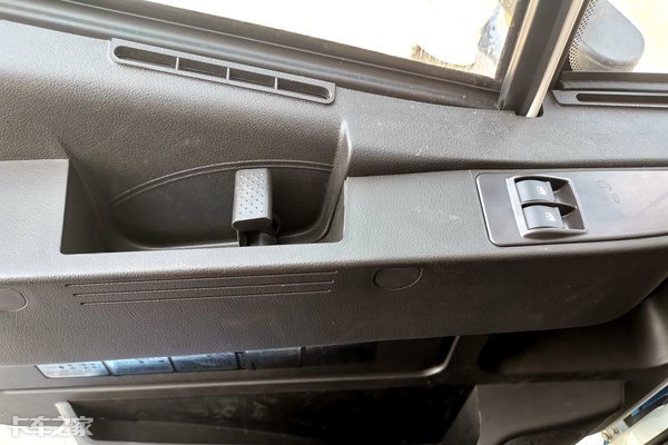 17.5绫充腑杞村ぇ鏉胯溅,17.5绫崇殑涓疆杞村ぇ鏉胯溅