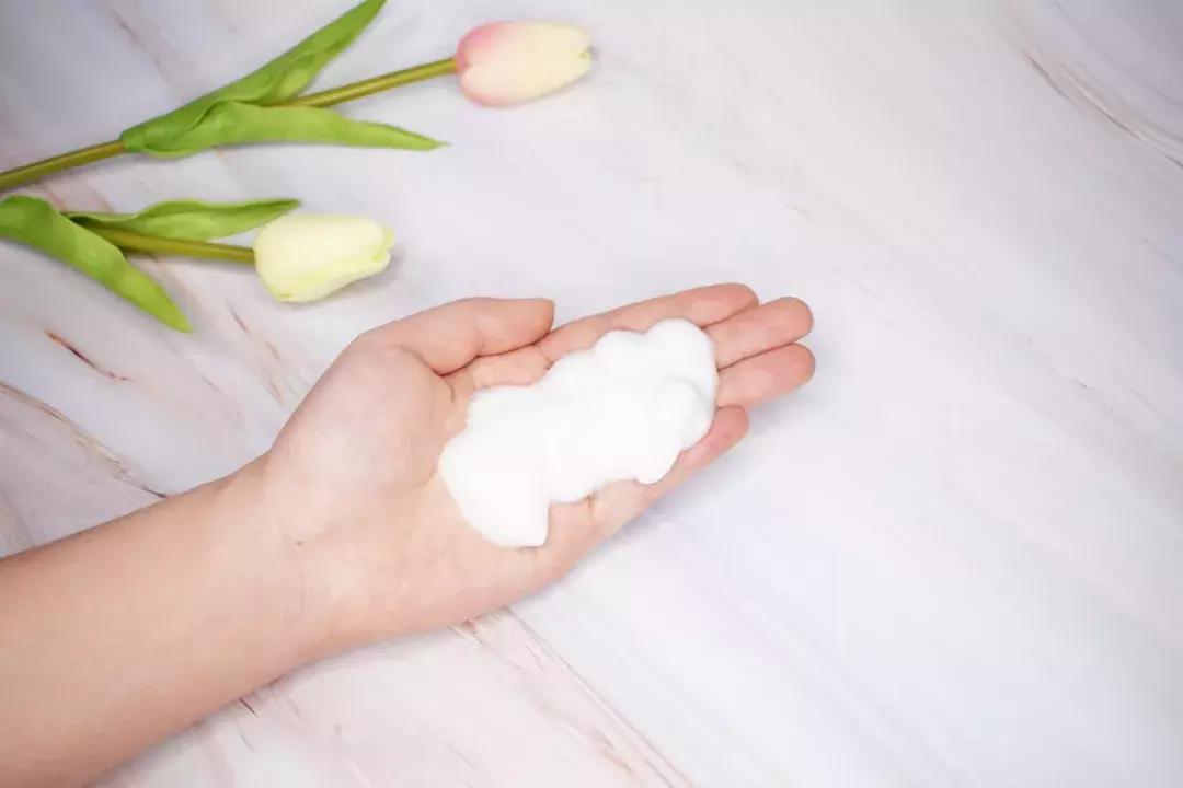 真实测评洗面奶有效果的,真人洗面奶测试