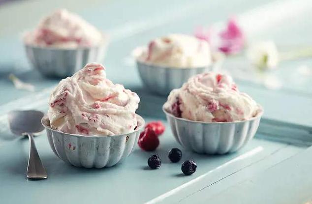 脸上出油如何控油,夏天脸上出油严重怎么改善