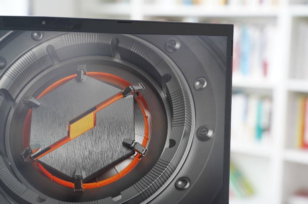 高色域144Hz电竞屏机械革命蛟龙P760AMD游戏本测试