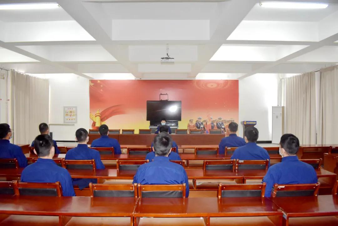 持续推动学习宣贯工作走深走实,中铁学习宣贯十九届六中全会精神