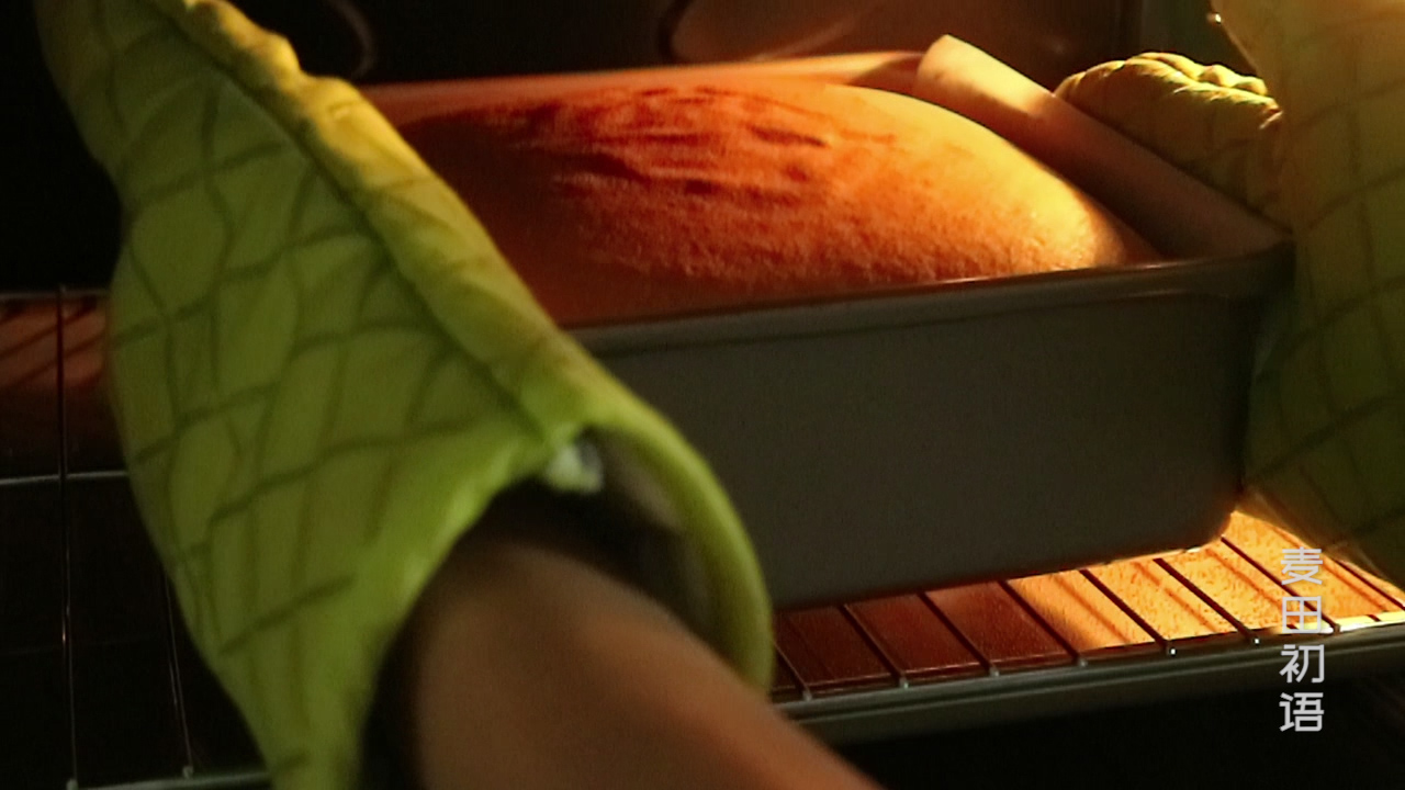 古早蛋糕蓬松软嫩不塌陷操作简单,8寸戚风模具古早味蛋糕做法