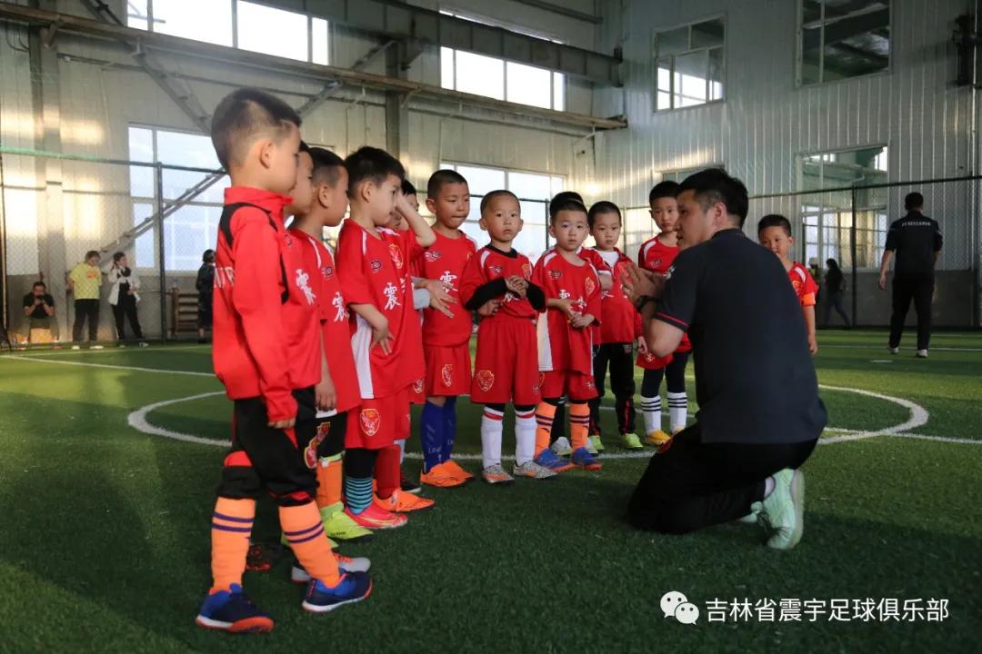 快乐童年,足球相伴!——震宇足球俱乐部“超级比赛日”精彩瞬间