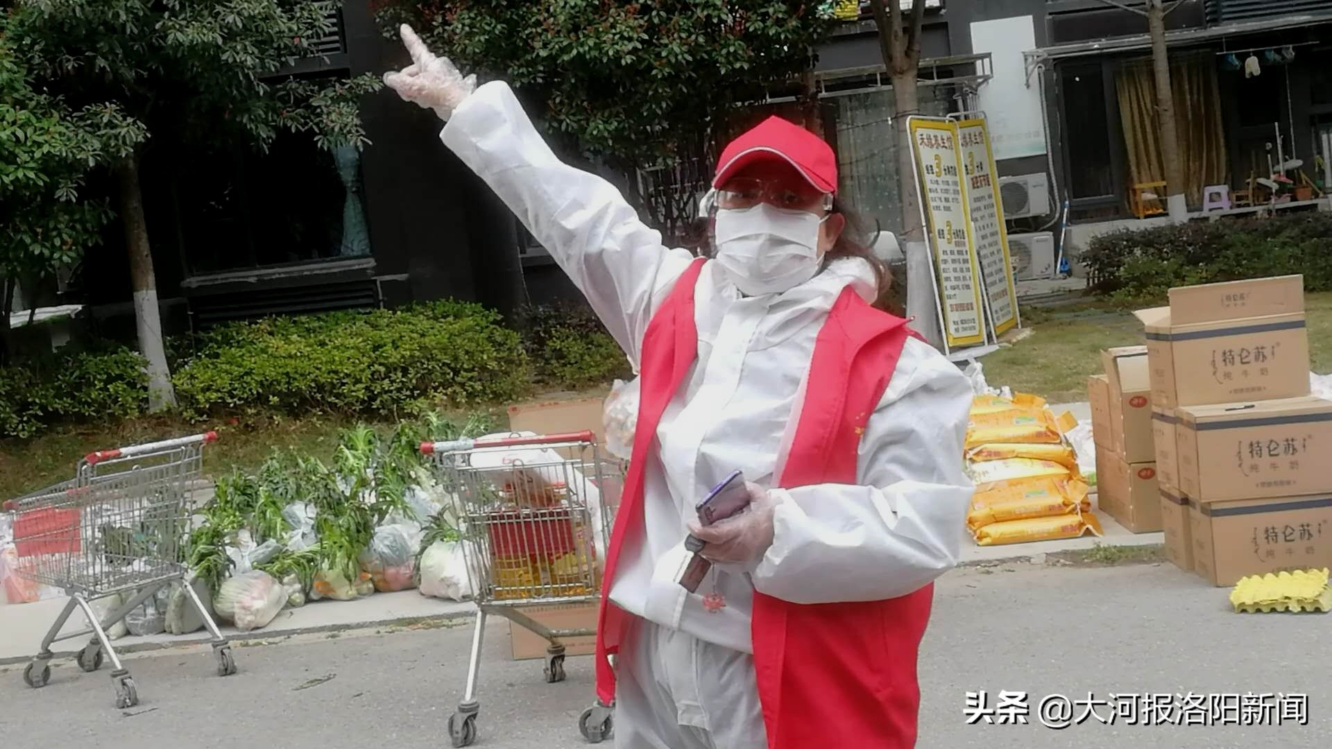 武汉小区居民喊假的,武汉小区居民喊假的视频