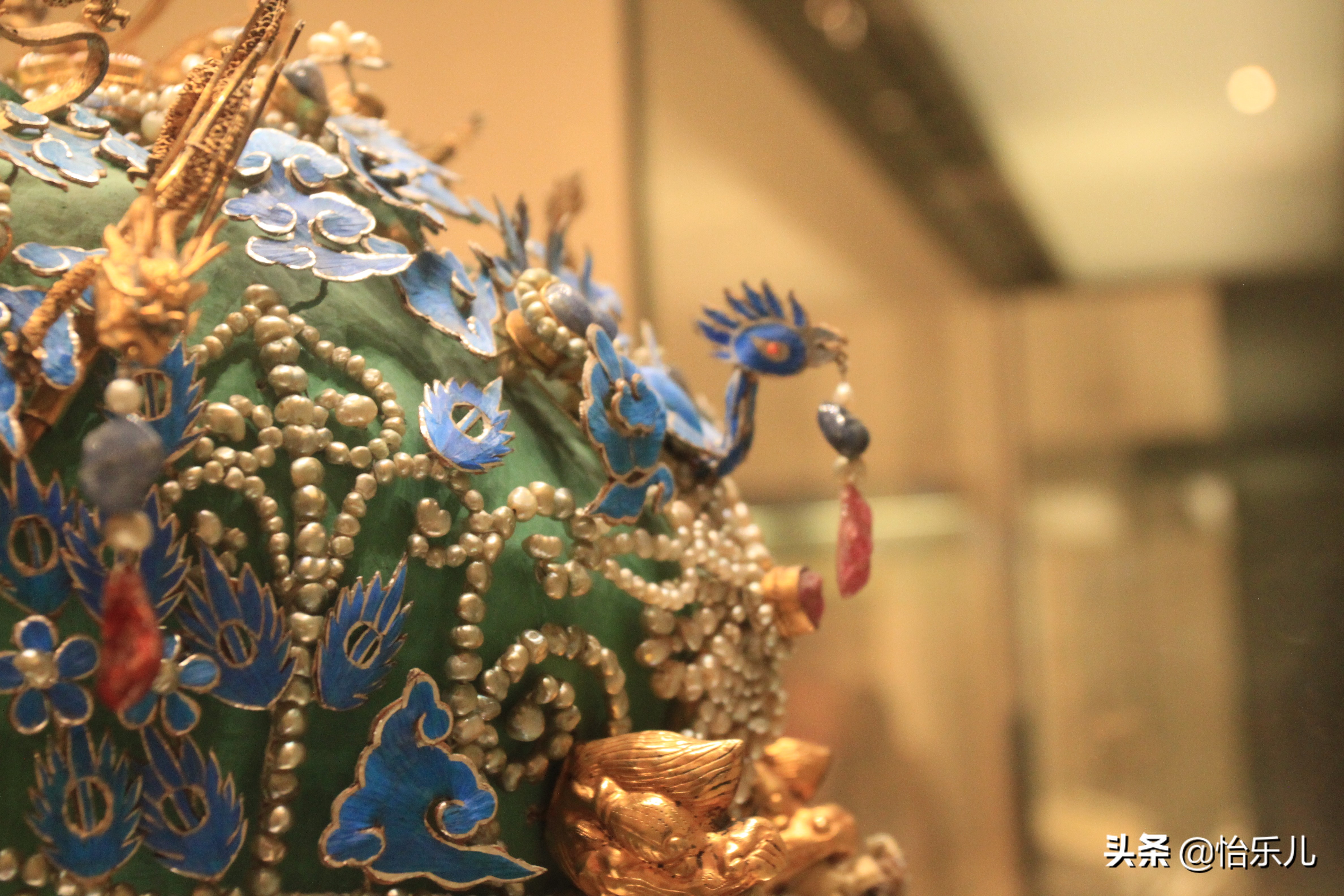 九龙九凤冠多大尺寸,九龙九凤冠在什么位置