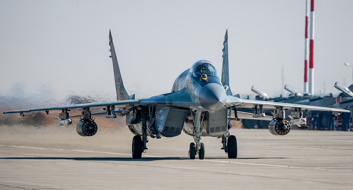 机场被轰炸需要多久修好,机场遇到空袭怎么办