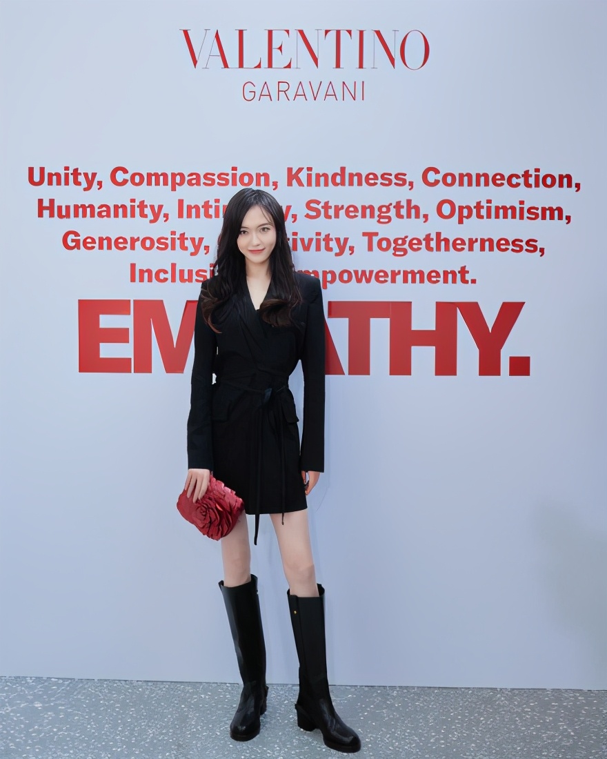 冬天的加绒马丁靴小个子测评,冬天里的第一双雪地靴