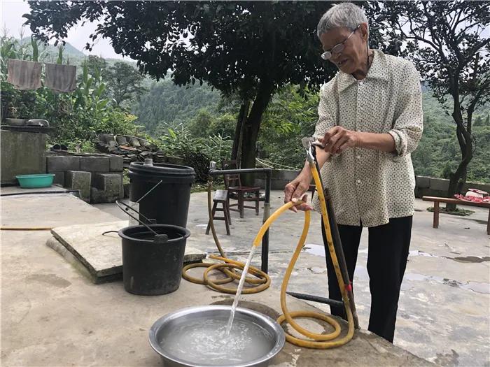 革命老区遵义贫困县全部出列