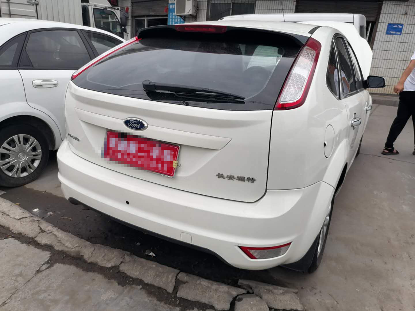 胖哥试驾福克斯1.5t,福克斯两厢1.8百万纪念版评测