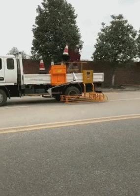 阳台护栏翻新怎么刷好,户外铁艺护栏刷什么漆