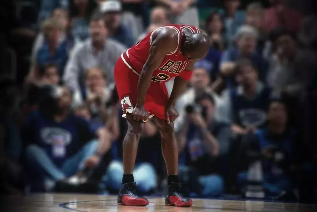 aj12冷门好看配色,aj12季后赛配色