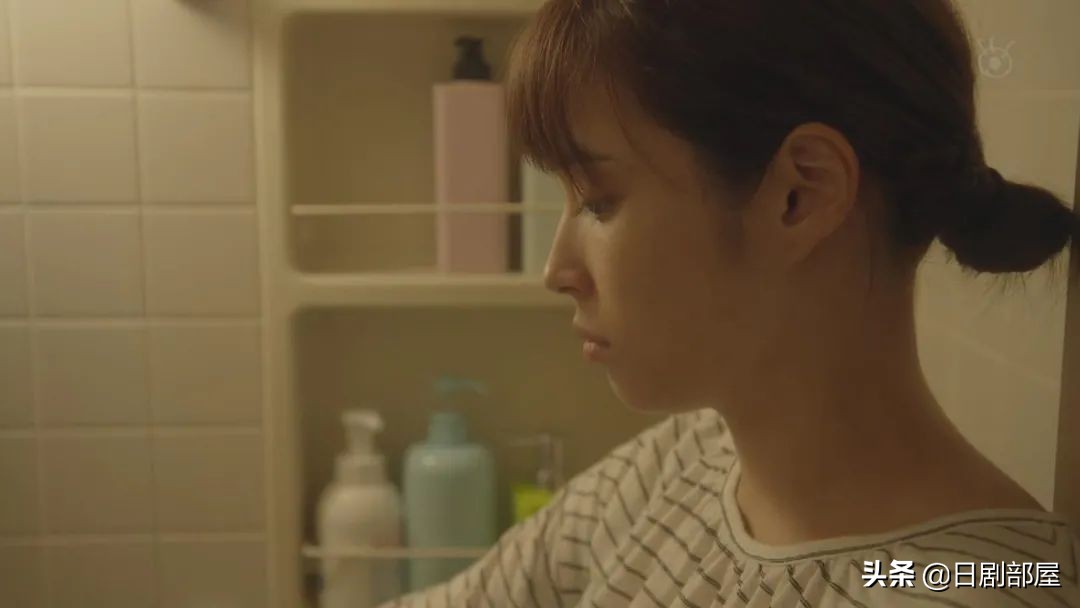 一觉醒来发现妻子换人了,反婚反育日剧推荐