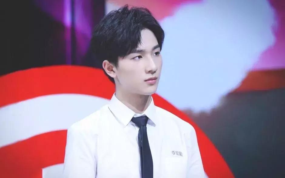 变形计的遵义杨桐如今怎样了,杨桐变形计打陈子韵