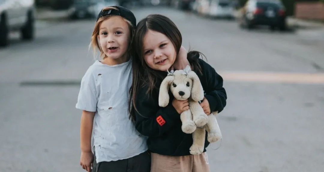 强奸10岁女童，怀孕21周才发现，我们该怎么保护我们的孩子？