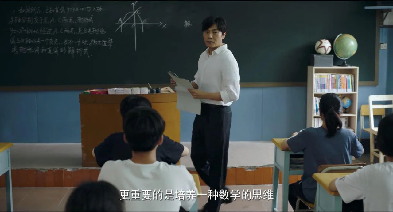 《隐秘的角落》里的中年人脸上都写着一句话：我太难了