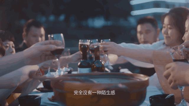 把千岛湖“装”进自家民宿，做了一个无敌湖景泳池，让无数人尖叫