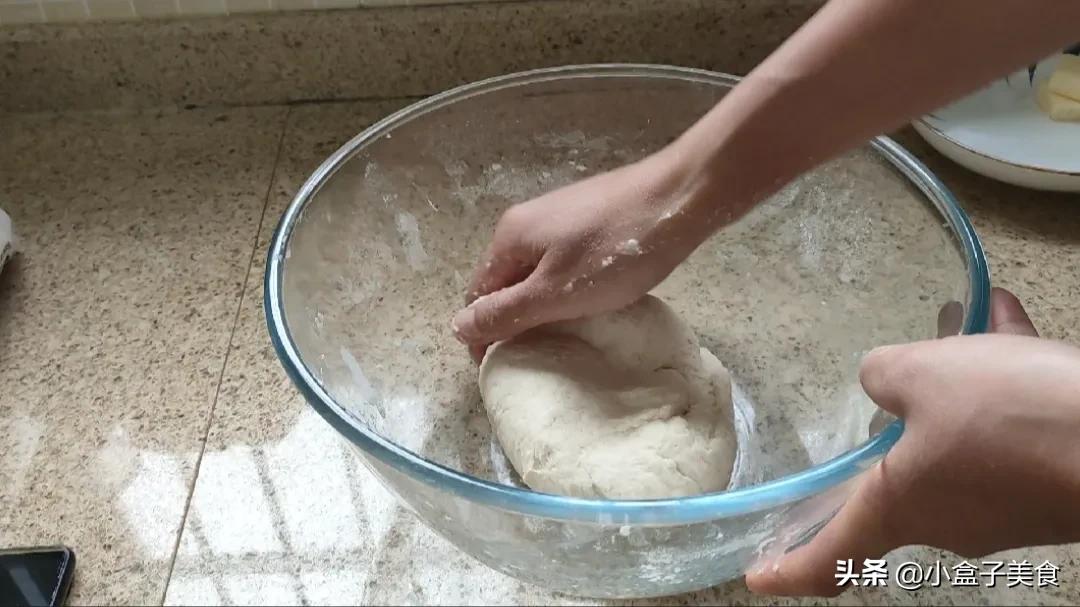 薄皮脆披萨做法,薄底脆皮披萨做法