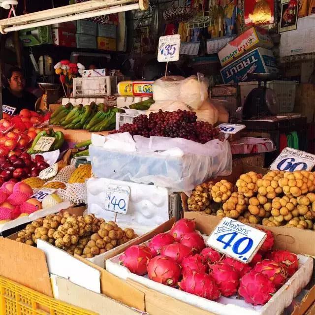 去泰国买东西吃不会泰语怎么办,去泰国吃什么比较划算