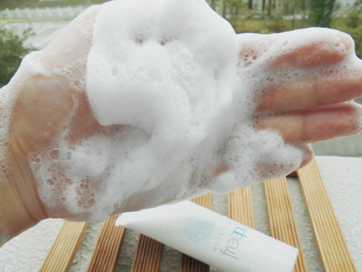 为什么很多女生化完妆会油腻？做好这两点，拥有清爽好肤感