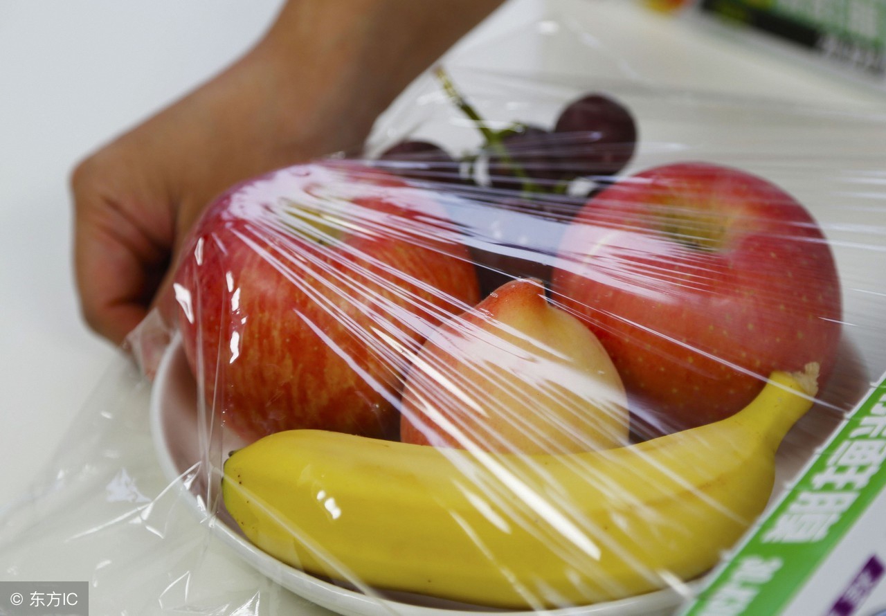 马桶堵了保鲜膜真的可以疏通吗,马桶堵了盖上薄膜