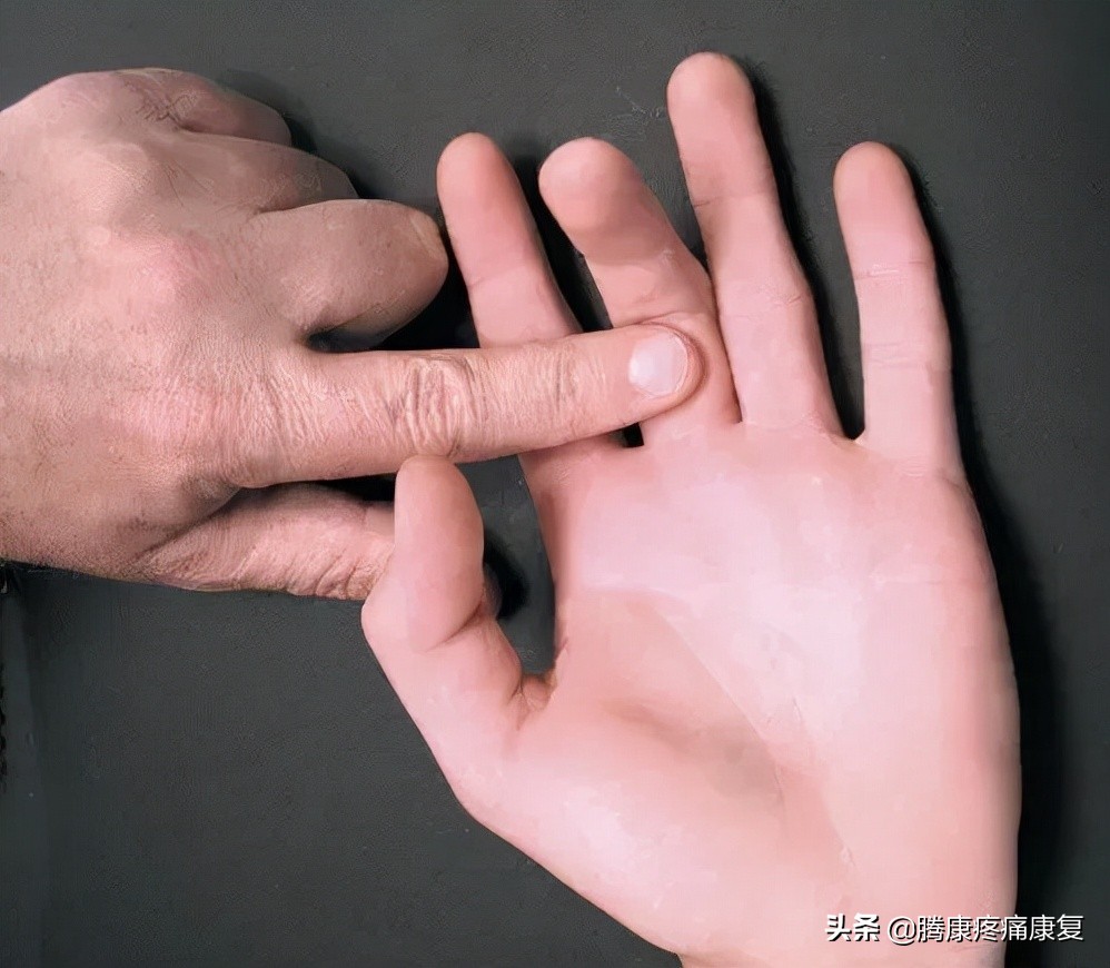 玩手机玩到疯,玩手机玩多了食指疼