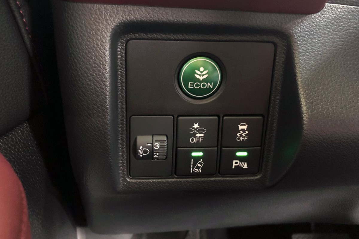 本田缤智羽翼大灯泡怎么更换,广汽本田缤智1.5t发动机型号