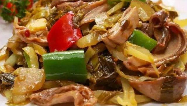 酸菜炖五花肉做法大全视频教程,酸菜鱼头豆腐汤的正宗做法小视频