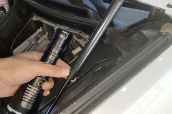 英菲尼迪fx35漆面带自修复吗,英菲尼迪fx35补漆事故