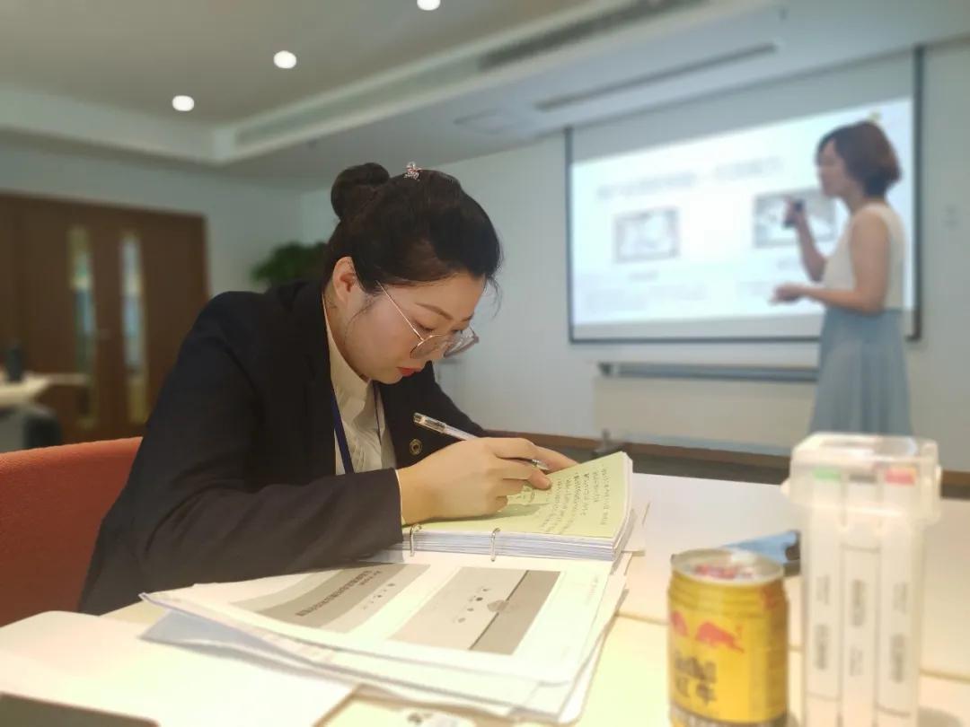 00后当店长如何运营好,00后店长