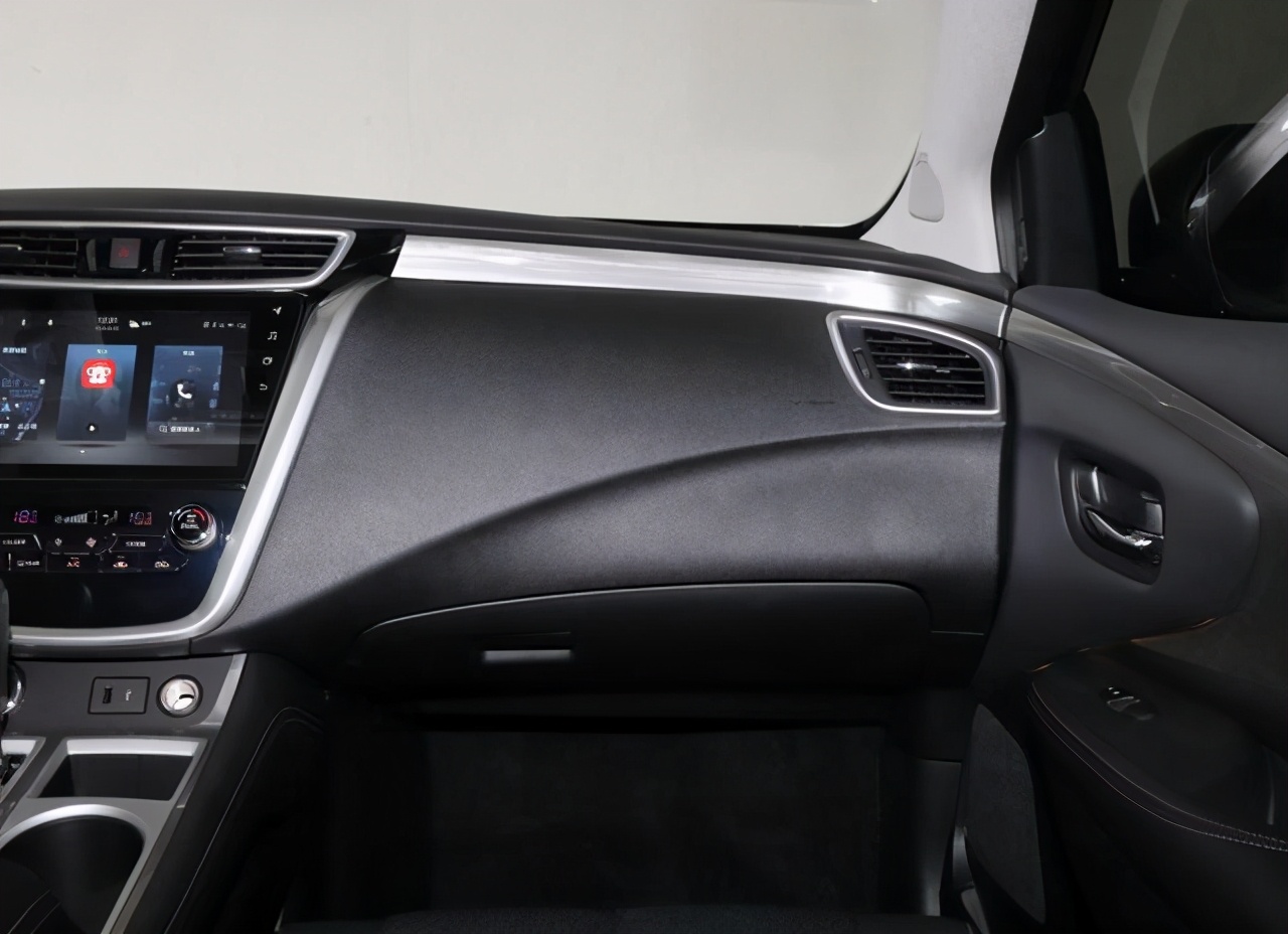 40万放弃汉兰达选择昂科旗值得吗,日产楼兰跟汉兰达哪个好