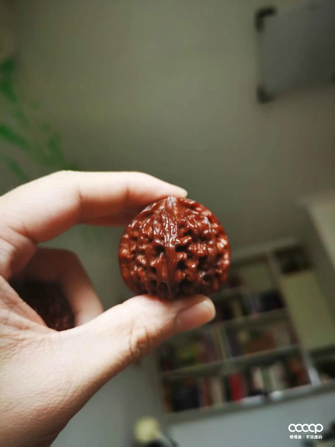 玩核桃应该玩包浆过的还是新的,玩核桃一把刷子够吗