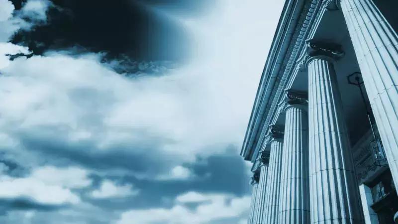 达尔文是谬论……上大学没用……地球是平的，美国人有多反智？