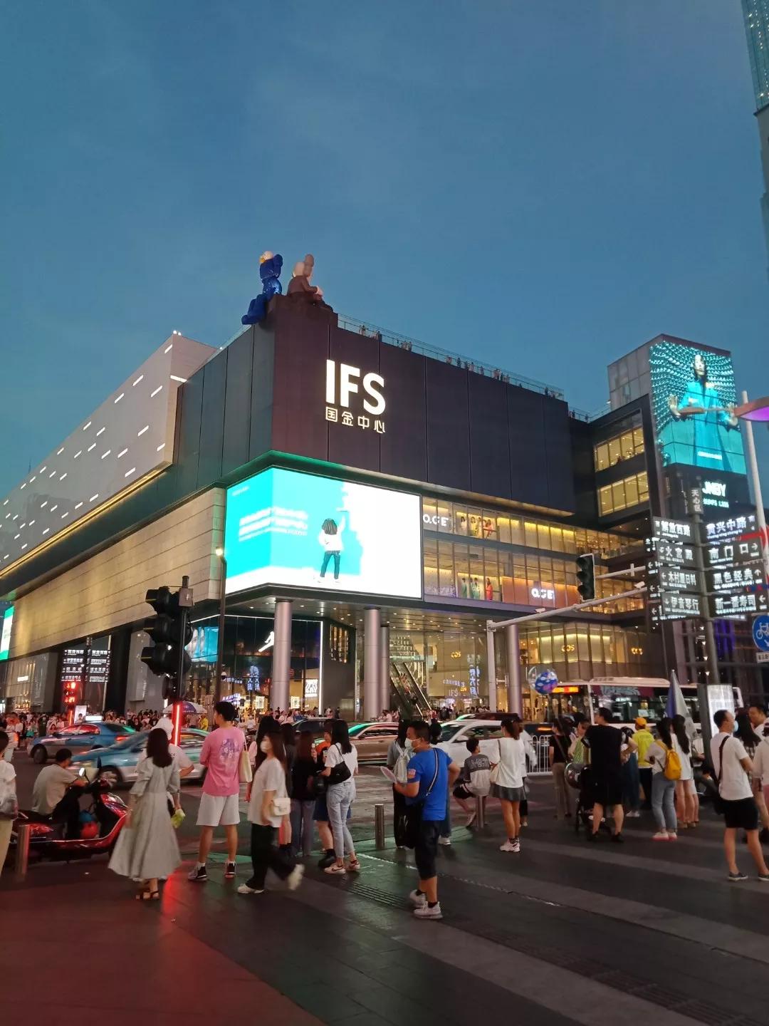 在长沙吃臭豆腐比别的地方好吃吗,长沙臭豆腐和别的地方不同之处