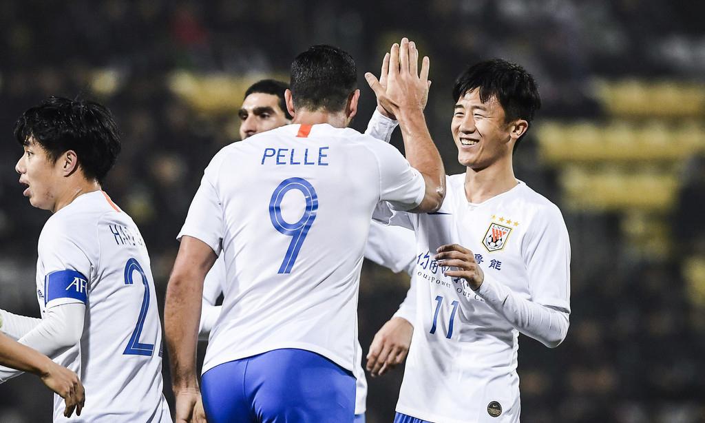 中国足球停球精彩瞬间,中国队绝杀韩国队惊喜一幕