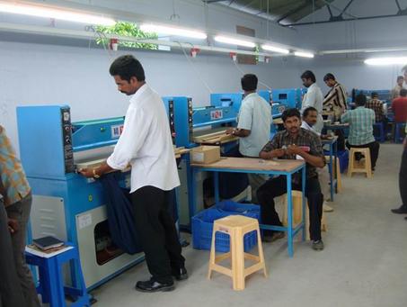 阿迪达斯鞋生产过程,adidas阿迪达斯怎么看产地