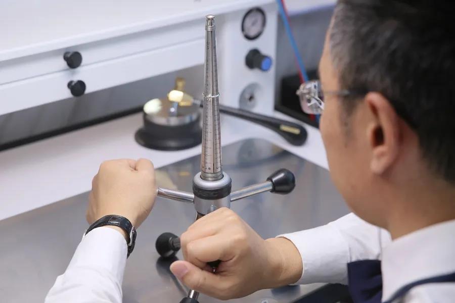 戒指改圈有损耗吗,戒指改圈号怎么改的