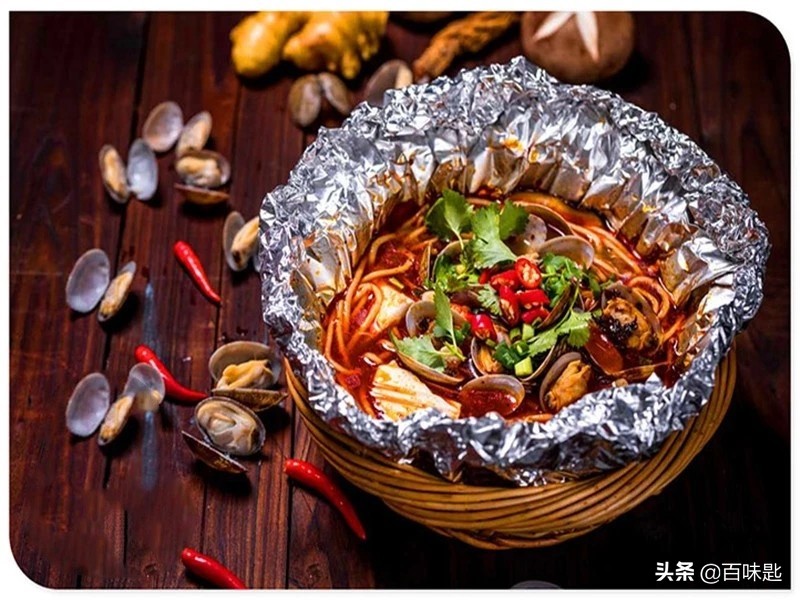 怎么做花甲米线比较鲜,花甲米线底汤的做法