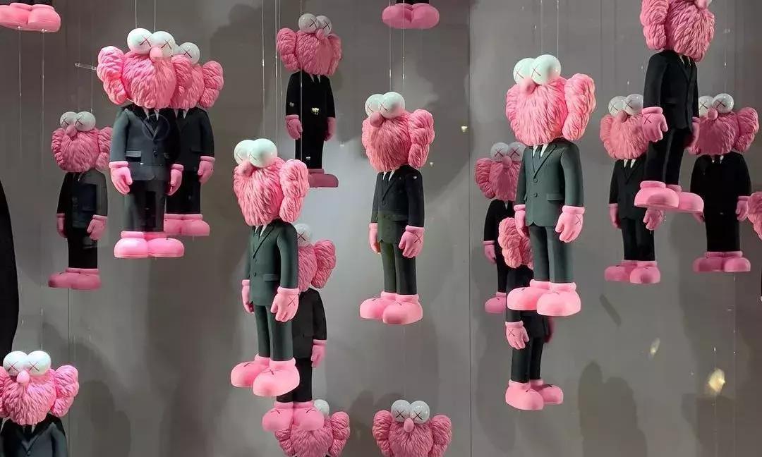 1万块的CHANEL篮球，2万块的LV排球，原来买包才是最便宜的开销