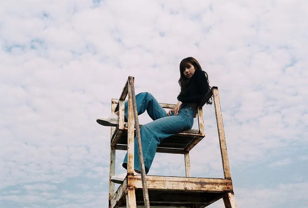 穿牛仔裤对身体健康有害吗,便宜的牛仔裤对身体有害处吗