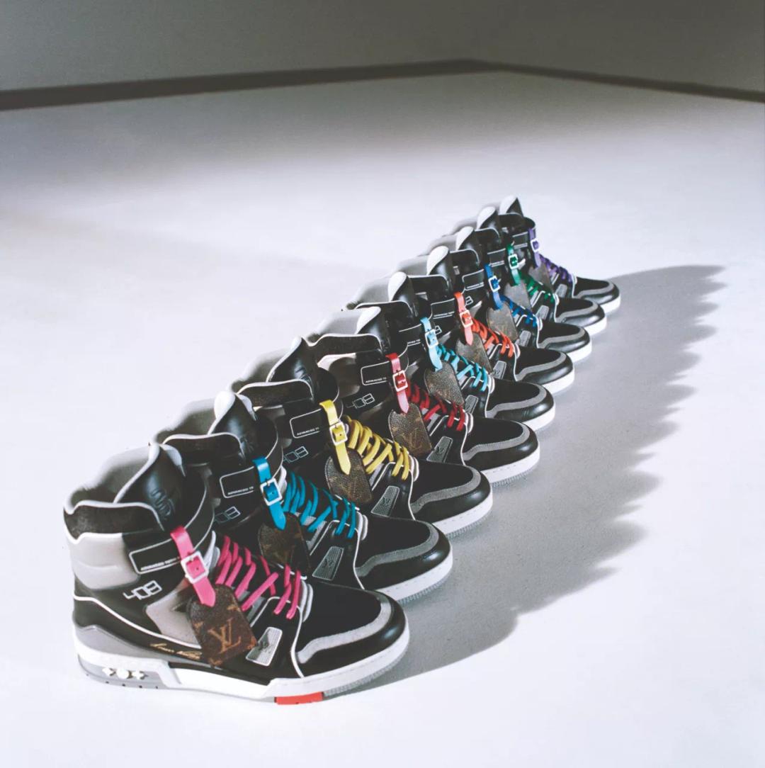 闪电倒钩鞋高帮,闪电倒钩的鞋一双多少钱