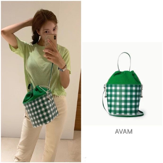 朴孝敏极简穿搭质感十足,朴孝敏最新穿搭