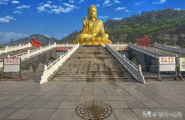 江苏连云港市灌云县伊山大佛,伊山大佛是亚洲最大的坐佛