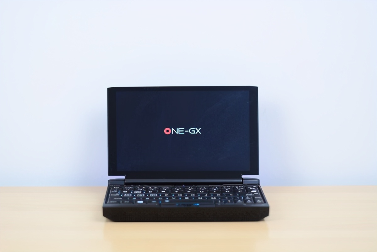 最新游戏笔记本电脑评测,小不点游戏好玩吗