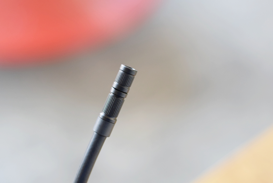 小米发布会前夕神秘机型遭曝光,小米首款车型曝出