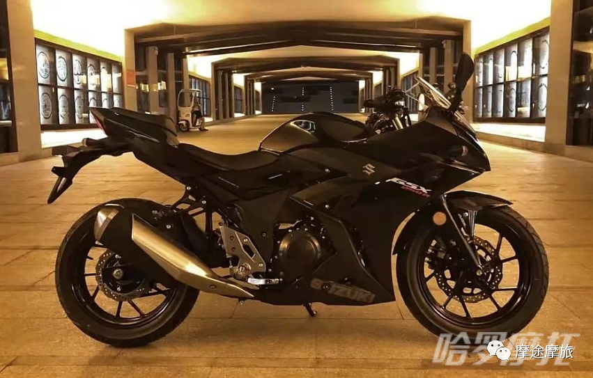 铃木gsx250r-A骑行视频,铃木gsx250r女骑路人视角