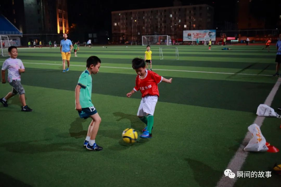 晚上的少年足球训练班（五）