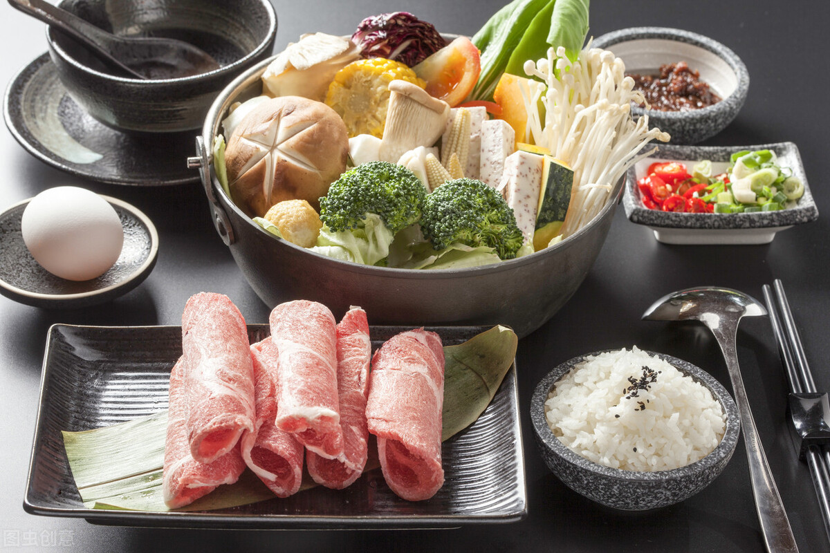 加盟旋转自助火锅得多少钱,锅掌门自助旋转火锅