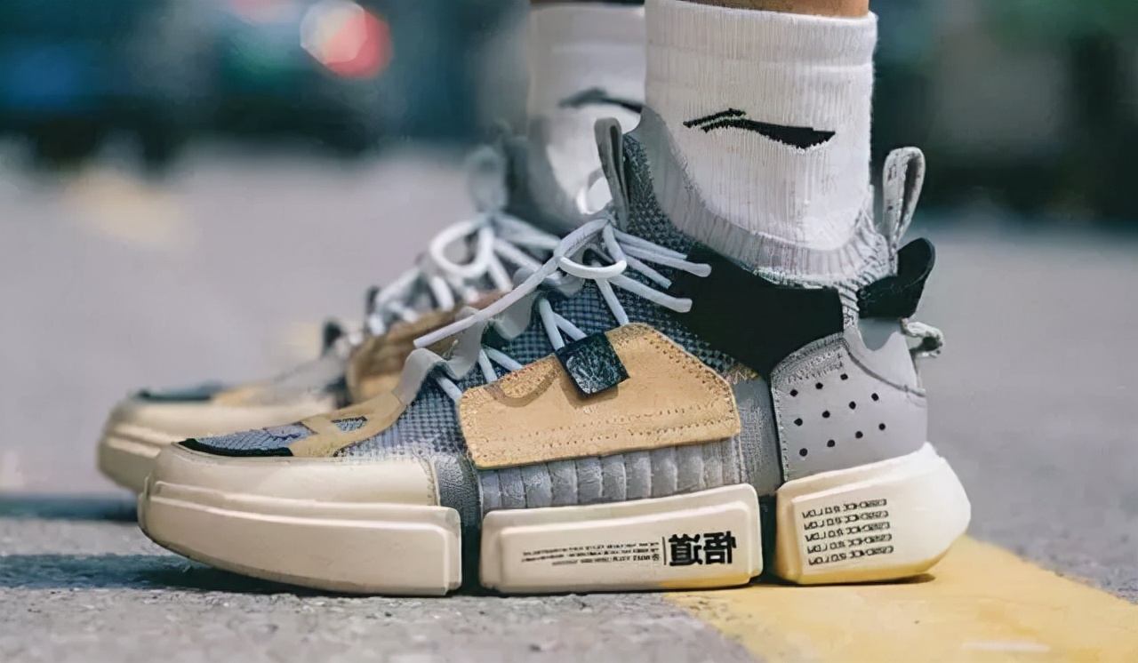 李宁logo换安踏,安踏logo和李宁logo