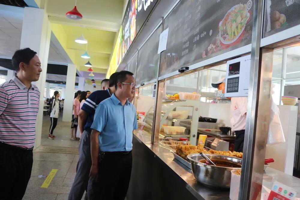 守护舌尖安全呵护师生健康,保护舌尖上的安全在行动