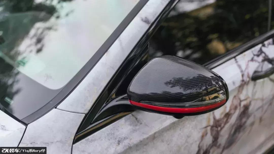 奔驰e300老款改成迈巴赫,奔驰e300老款升级改装新款奔驰s